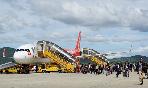 Bay cung Vietjet mua le hoi